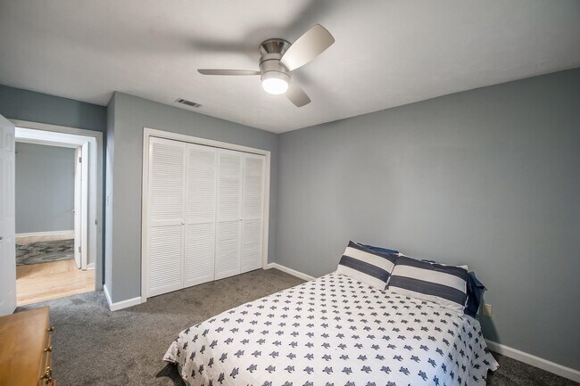 Building Photo - 3086 Waterford Dr