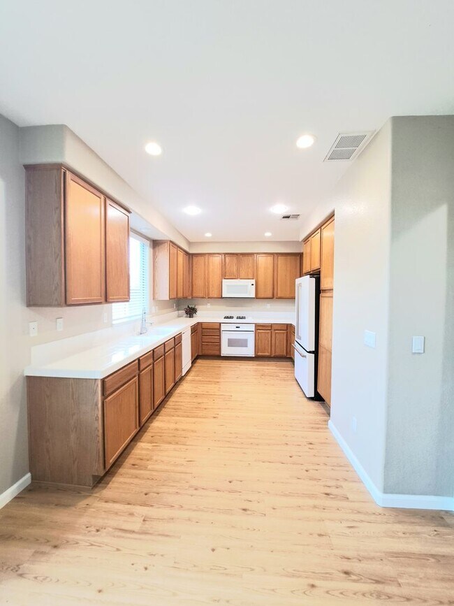 Building Photo - 5090 Napa Shore Dr