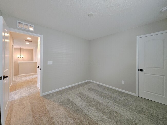 Building Photo - 8604 Apricot Wy