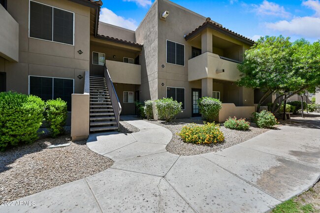 Primary Photo - 9451 E Becker Ln
