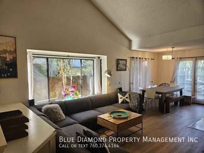 Building Photo - 1710 Shadow Mountain Dr