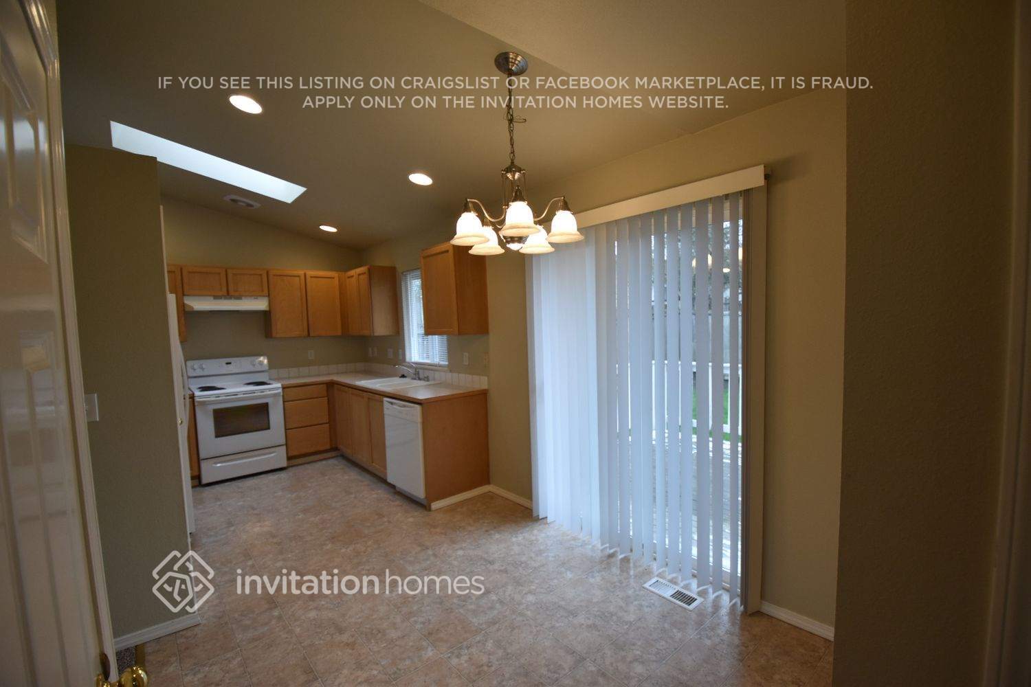 Building Photo - 6118 51st St NE