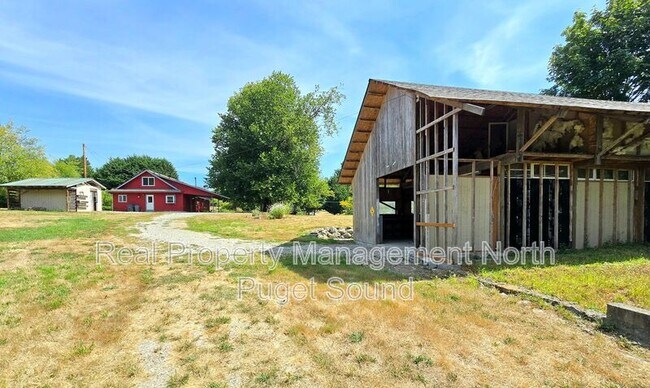 Building Photo - 4914 6th Ave NW
