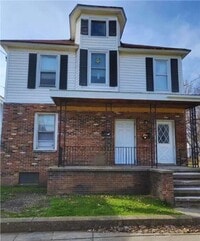 Building Photo - 149 River St