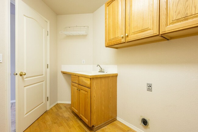 Building Photo - Beautiful home in the heart of Eagle
