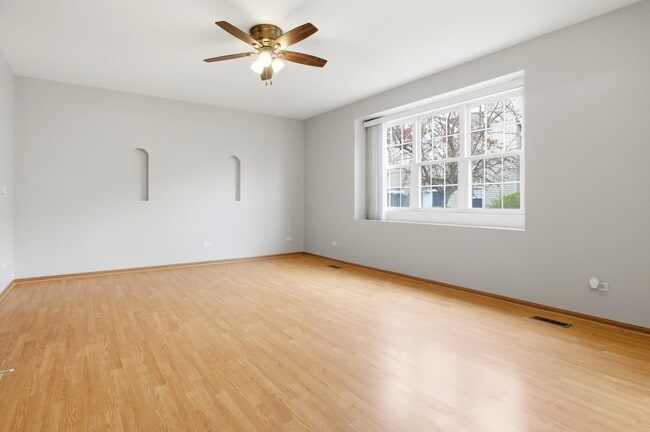 Building Photo - 3864 Pathfinder Ln