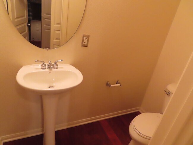Building Photo - 3125 Harbor Ridge Ln