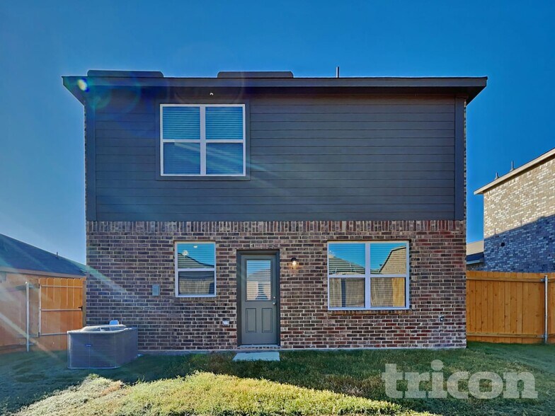 Building Photo - 837 Mallorie Ln