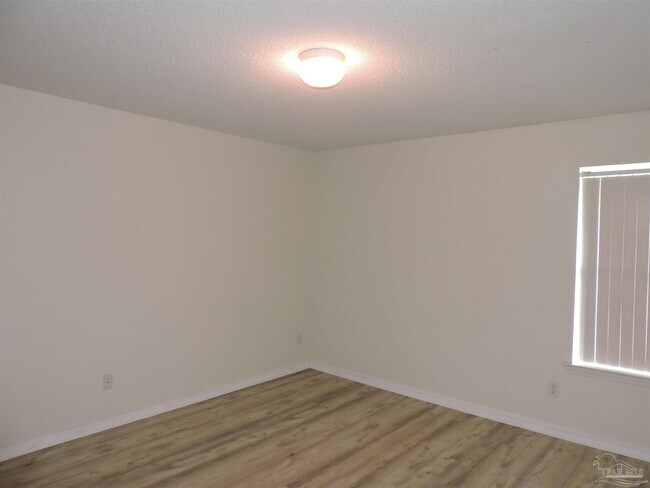 Building Photo - 1781 Silas Cir