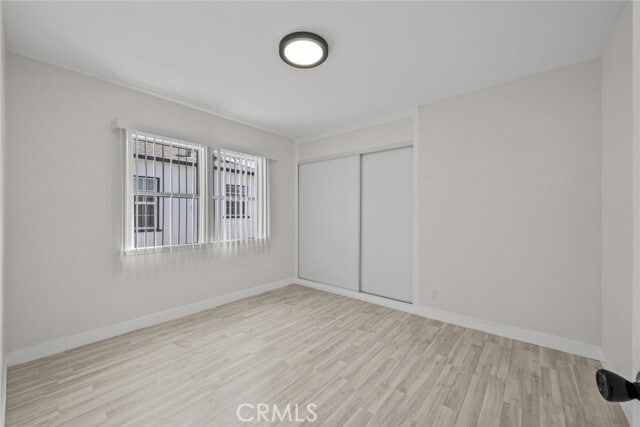 Building Photo - 10423 McClemont Ave