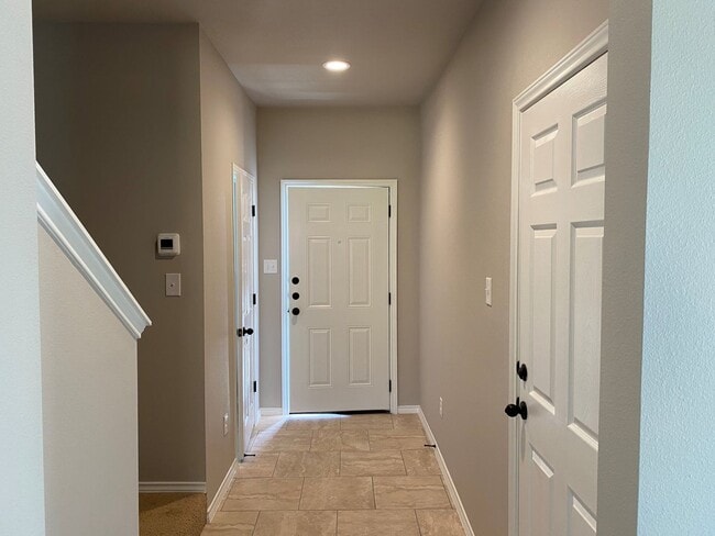 Building Photo - Welcome home to 4110 Swan's Landing #401!