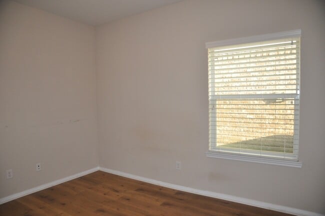 Building Photo - 6315 Denison Oaks Dr