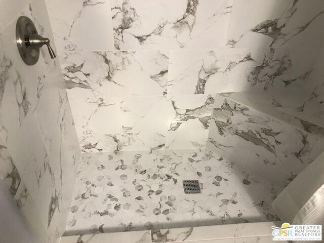 Building Photo - 1655 E Palm Canyon Dr