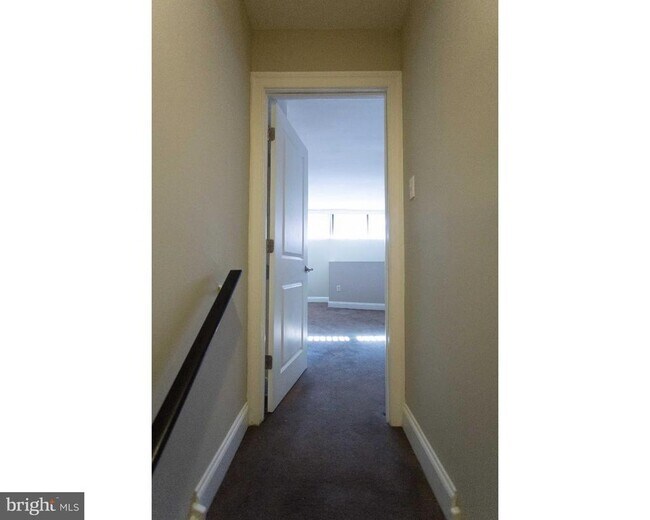 Building Photo - 2031 South St