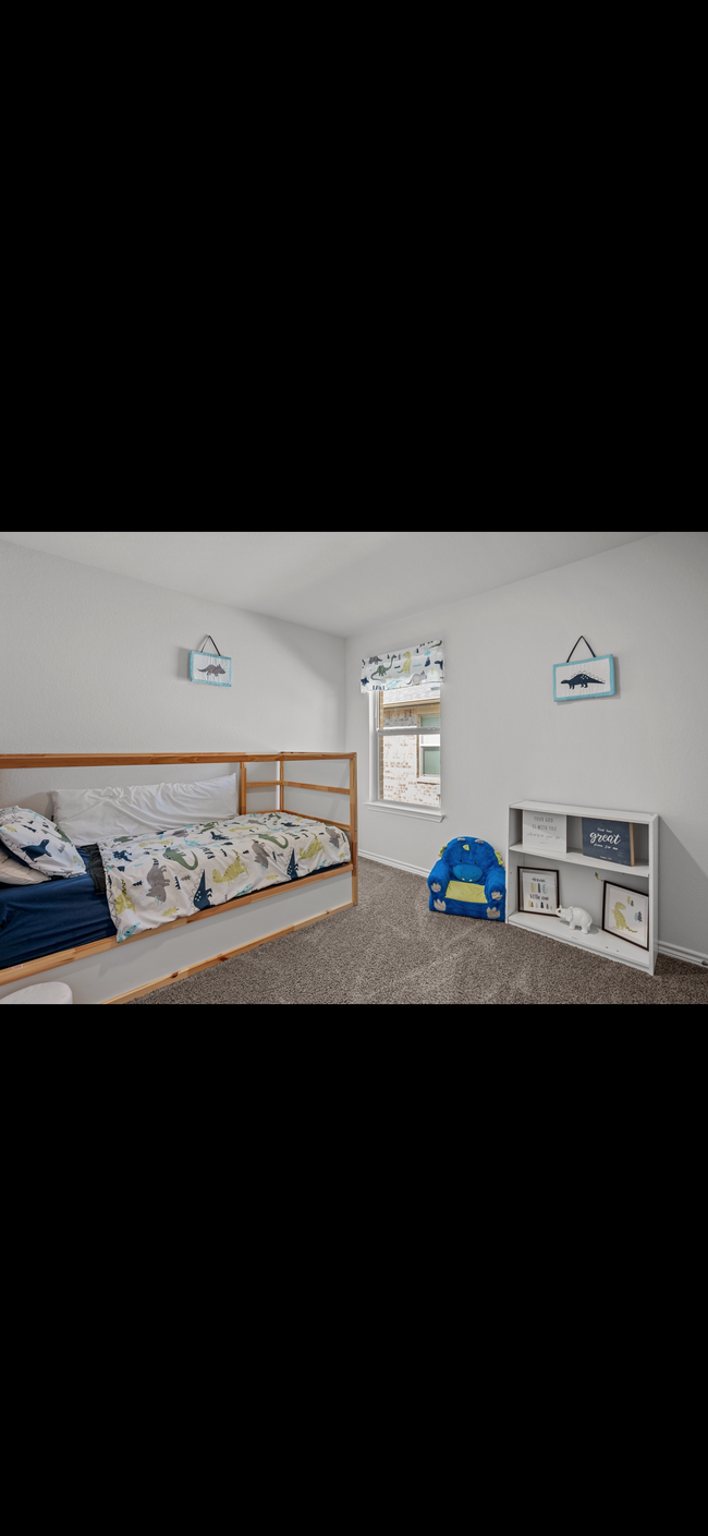 Building Photo - 3885 Lorenzen Ct