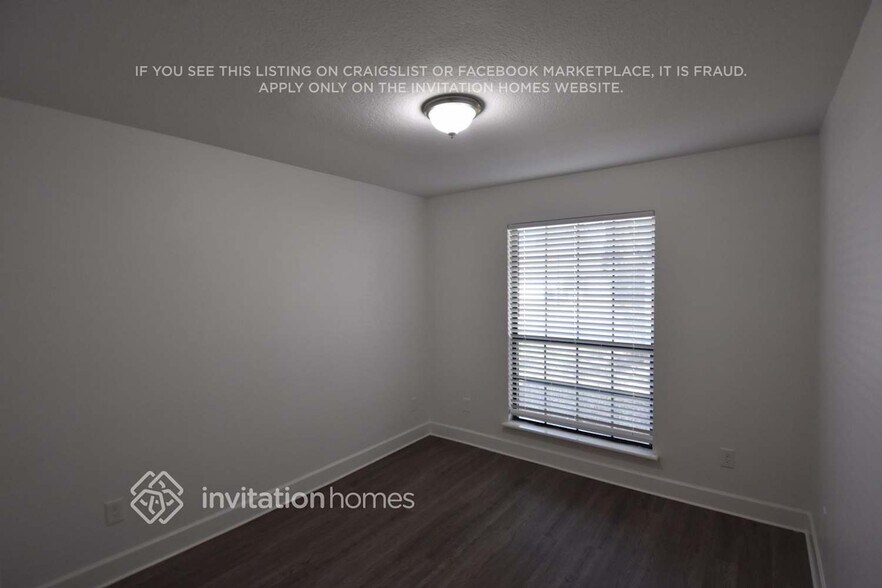 Building Photo - 12454 Rochford Ln