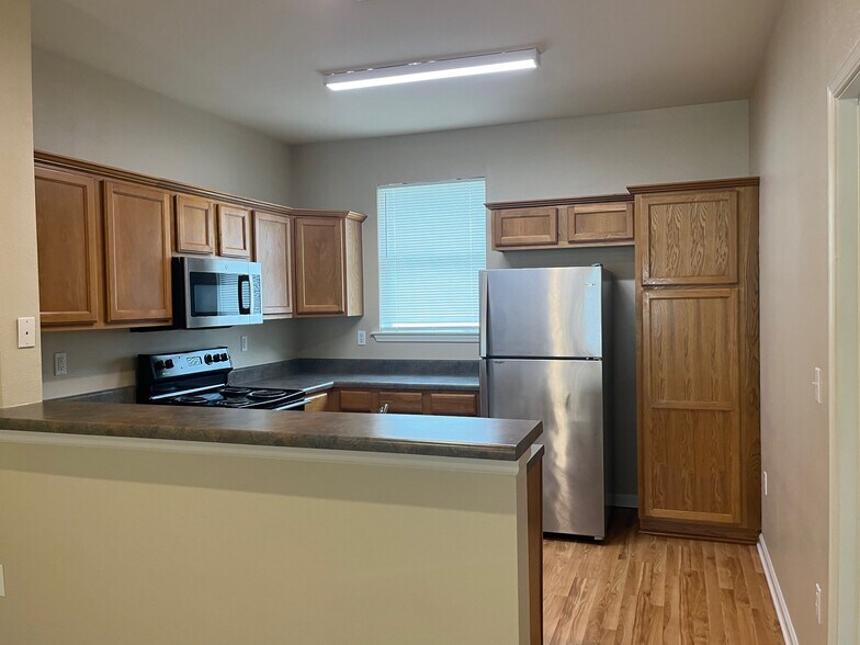 Building Photo - 268 Bella Sera Ln