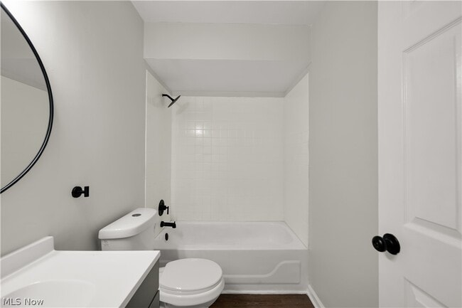 Building Photo - 12114 Milligan Ave