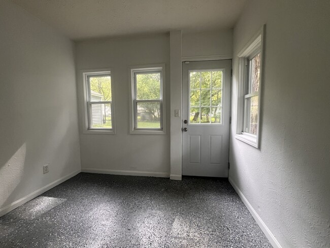 Building Photo - 3403 Lowden St