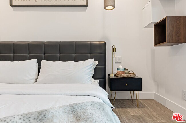 Building Photo - 22747 Erwin St