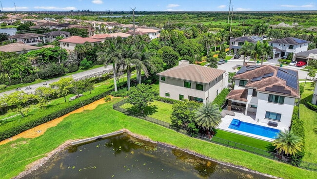 Building Photo - 10990 Oceano Wy