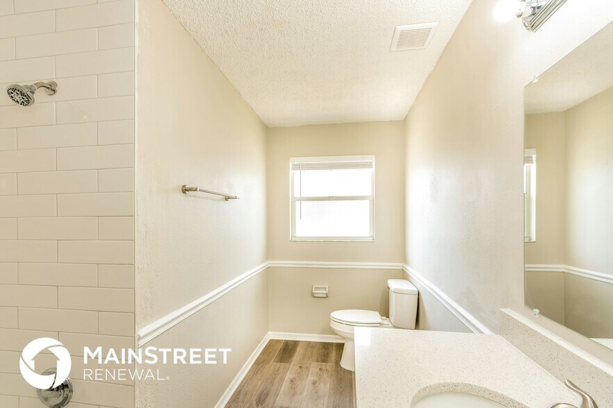 Building Photo - 2364 20th St