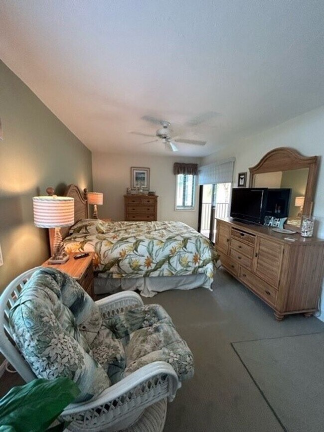 Building Photo - Venice, FL MACARTHUR BEACH Gated Comm. 2/2...