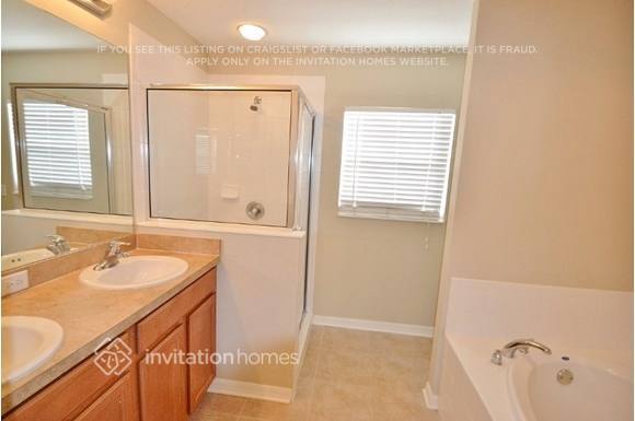 Building Photo - 10417 Avelar Ridge Dr