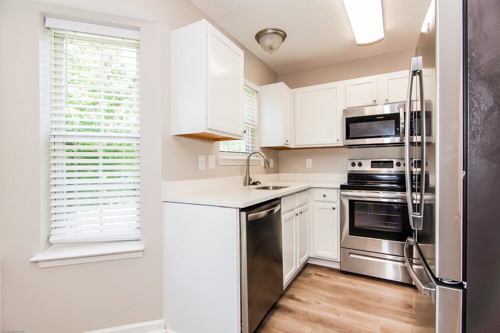 Building Photo - 7212 Kavan Hunter Dr