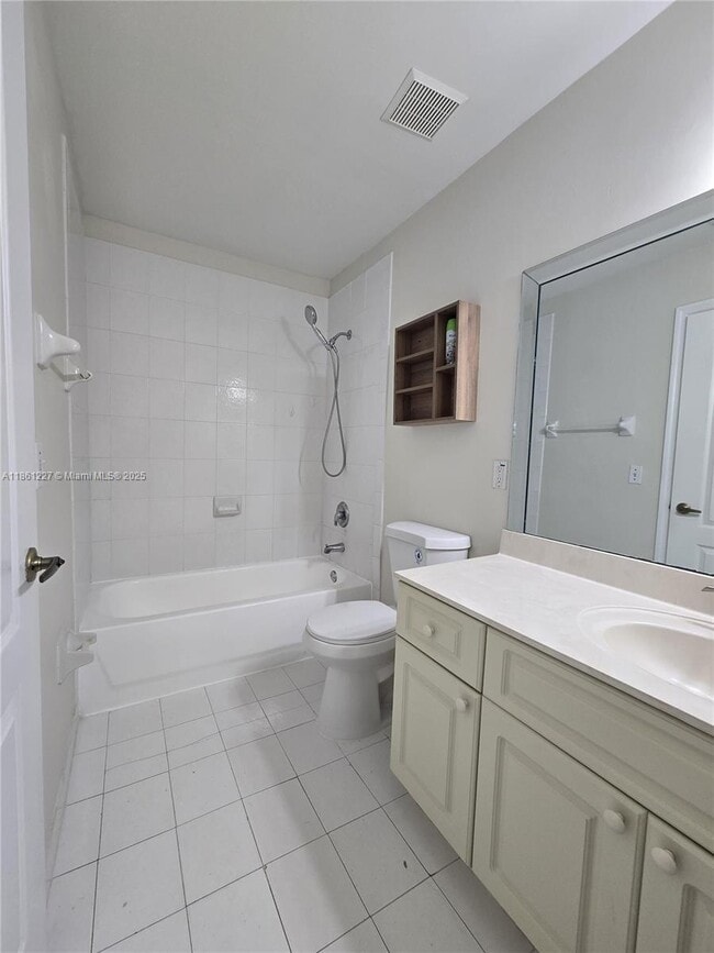 Building Photo - 14659 SW 126th Pl