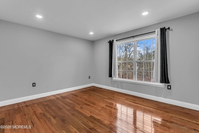 Building Photo - 4 Reuben Ct