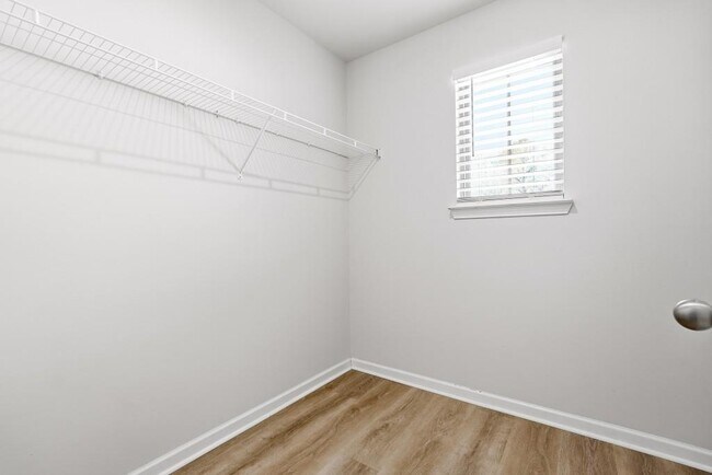 Building Photo - 2779 Morgan Spring Trail