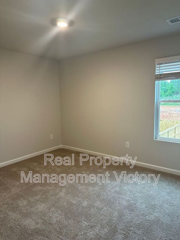 Building Photo - 134 Marine Dr