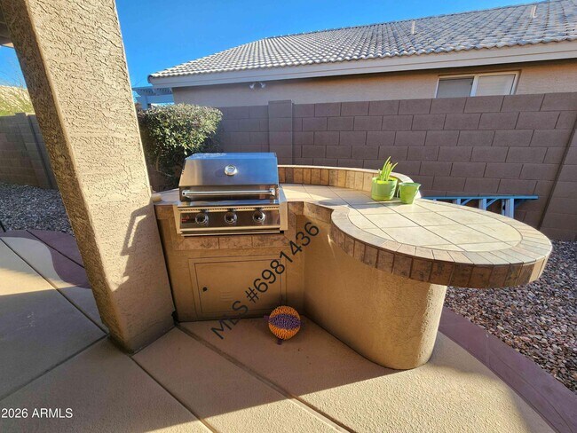 Building Photo - 15548 W Catalina Dr