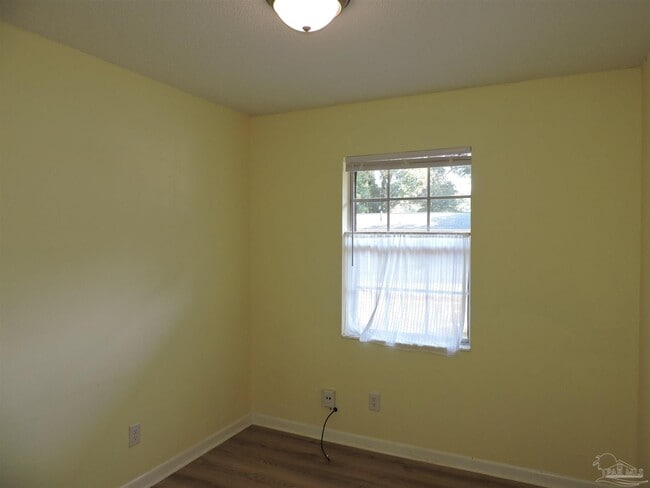 Building Photo - 4454 Bixby Cir