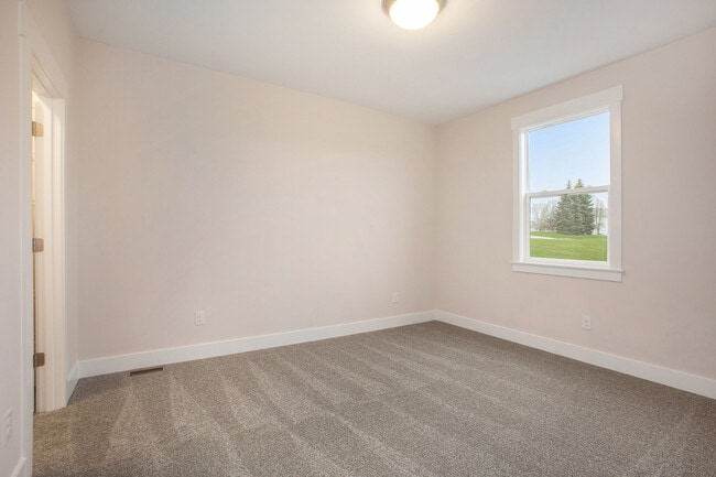 Building Photo - 4166 Del Mar Dr SW