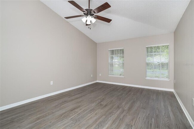 Building Photo - 1118 Chesterfield Ct