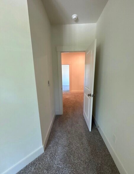 Building Photo - 1007 Tidal Ln