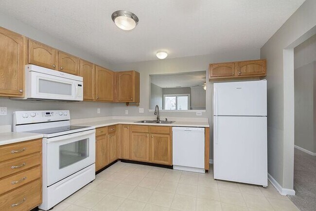 Building Photo - Newly Refurbished 3-Bedroom Ranch in Noblesville!