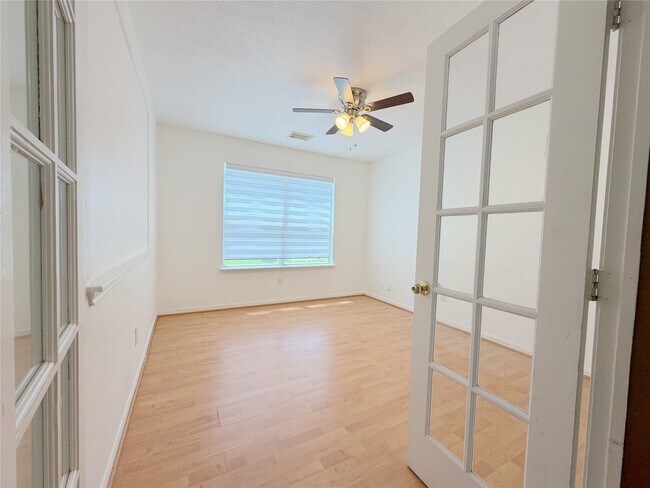 Building Photo - 4707 Meadowthorn Ct