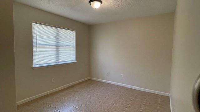 Building Photo - 8312 Auburn Dr