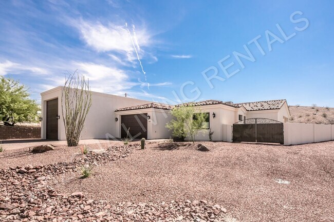 Building Photo - FURNISHED AVAILABLE JANUARY 2027 - MARCH 2027