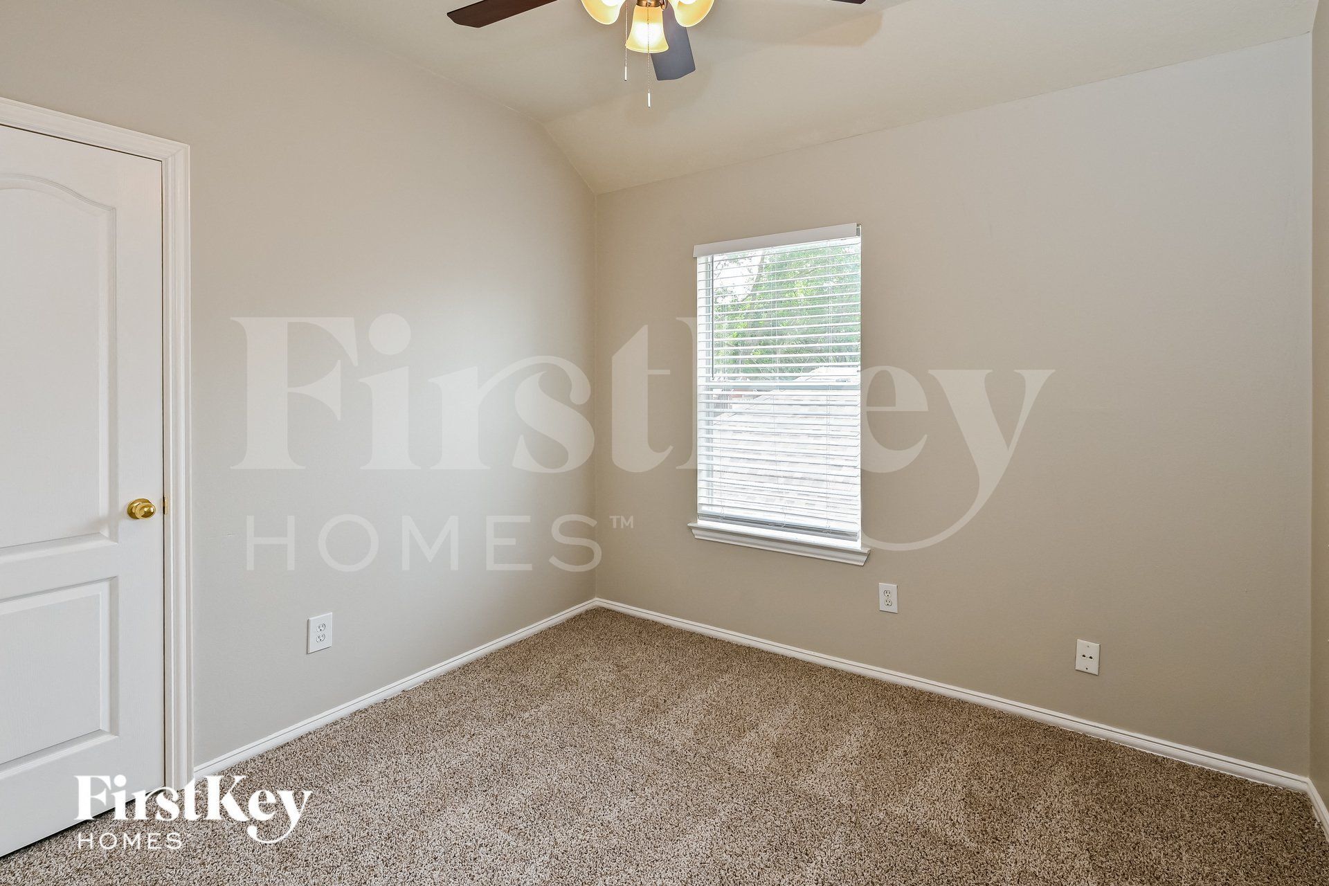 Building Photo - 14103 White Oak Gardens Dr