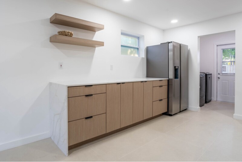 Building Photo - 770 NE 34th Ct