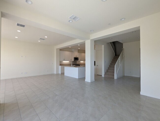 Building Photo - Beautiful Two-Story Four Bedroom Home at t...