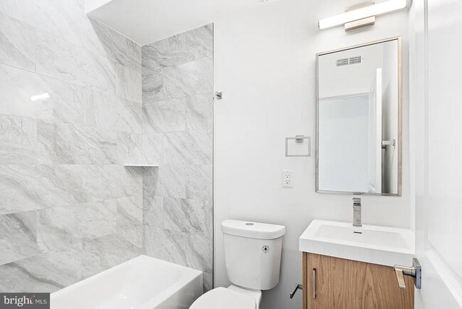 Building Photo - 2524 Cecil B. Moore Ave