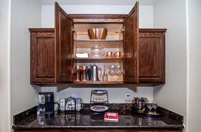 Building Photo - "Fully-Furnished 3-Bedroom, 2-Bathroom Home!"