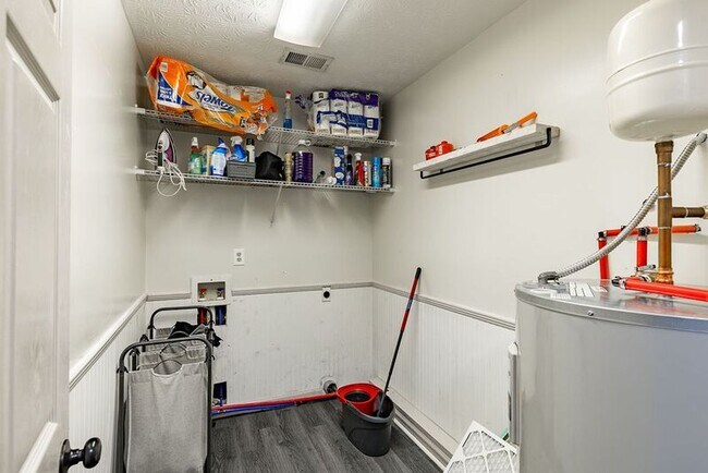 Building Photo - 1138 Reed Ct