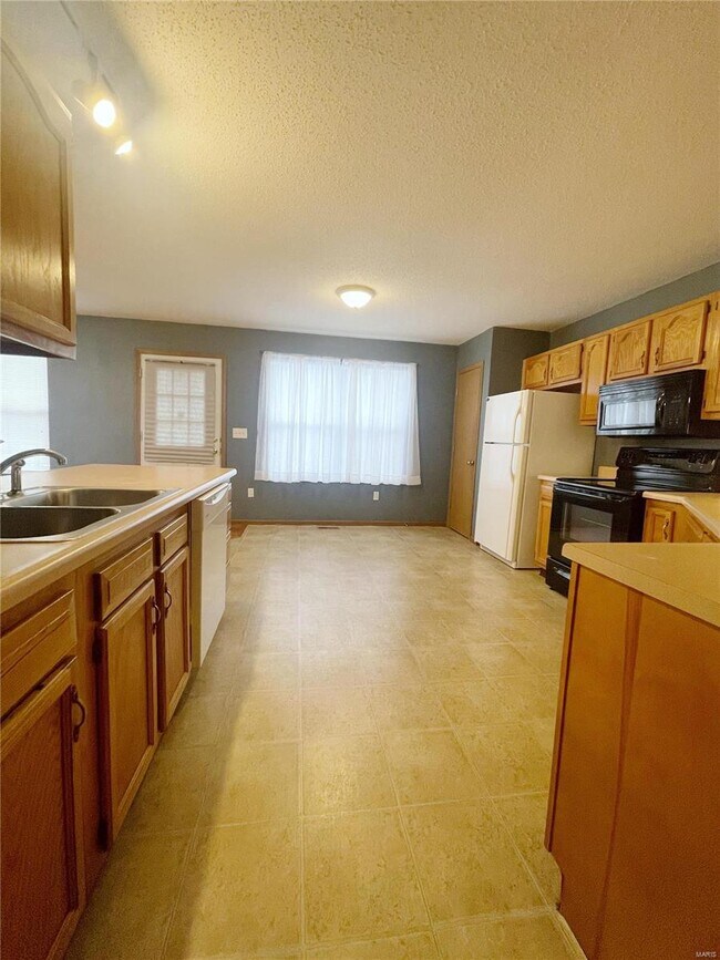 Building Photo - 1433 Bristlecone Dr