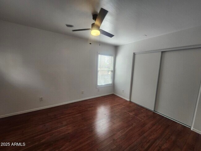 Building Photo - 5730 S 21st Pl